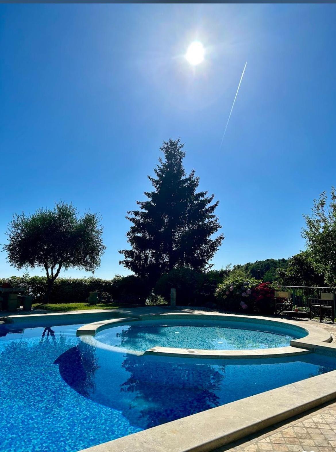 La Terrazza Sulla Versilia ปิเอตราซานตา ภายนอก รูปภาพ